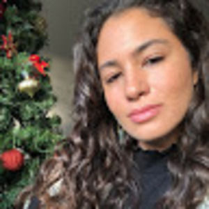 Meet your Posher, Simone